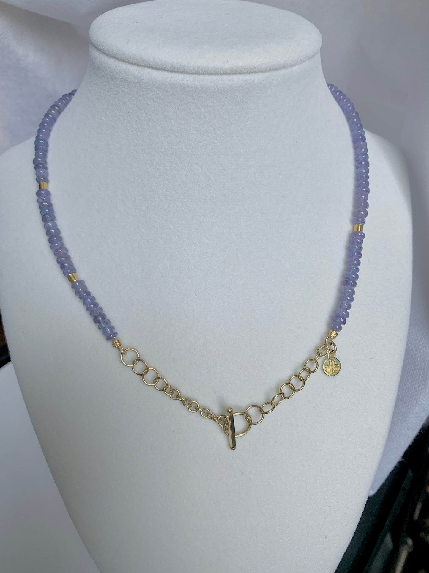 Tanzanite, 22k & 18k Gold Toggle Necklace