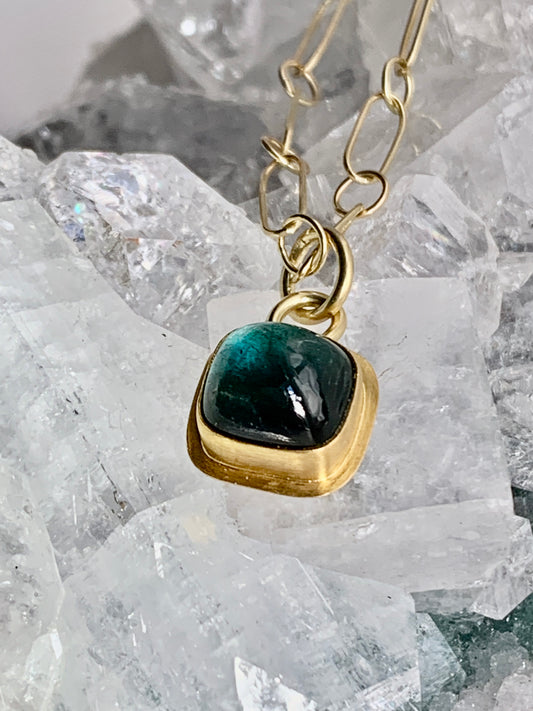 Tourmaline Indicolite, 22k Gold Pendant